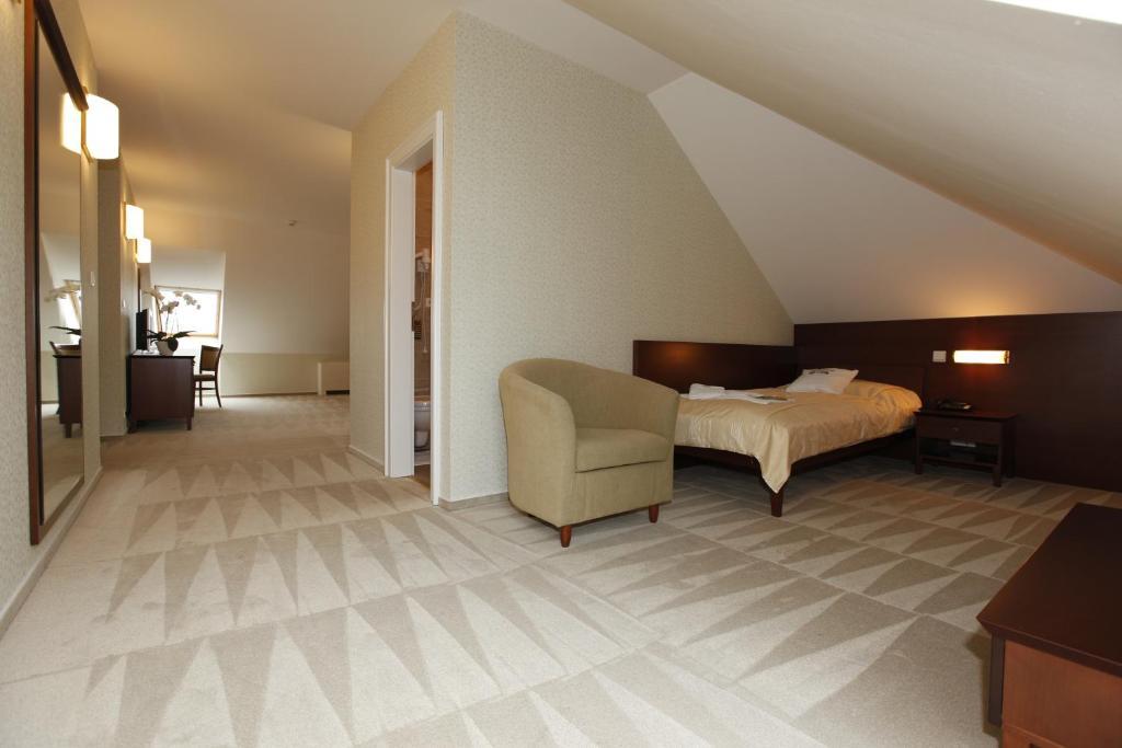 פישטני Hotel Sandor Pavillon חדר תמונה